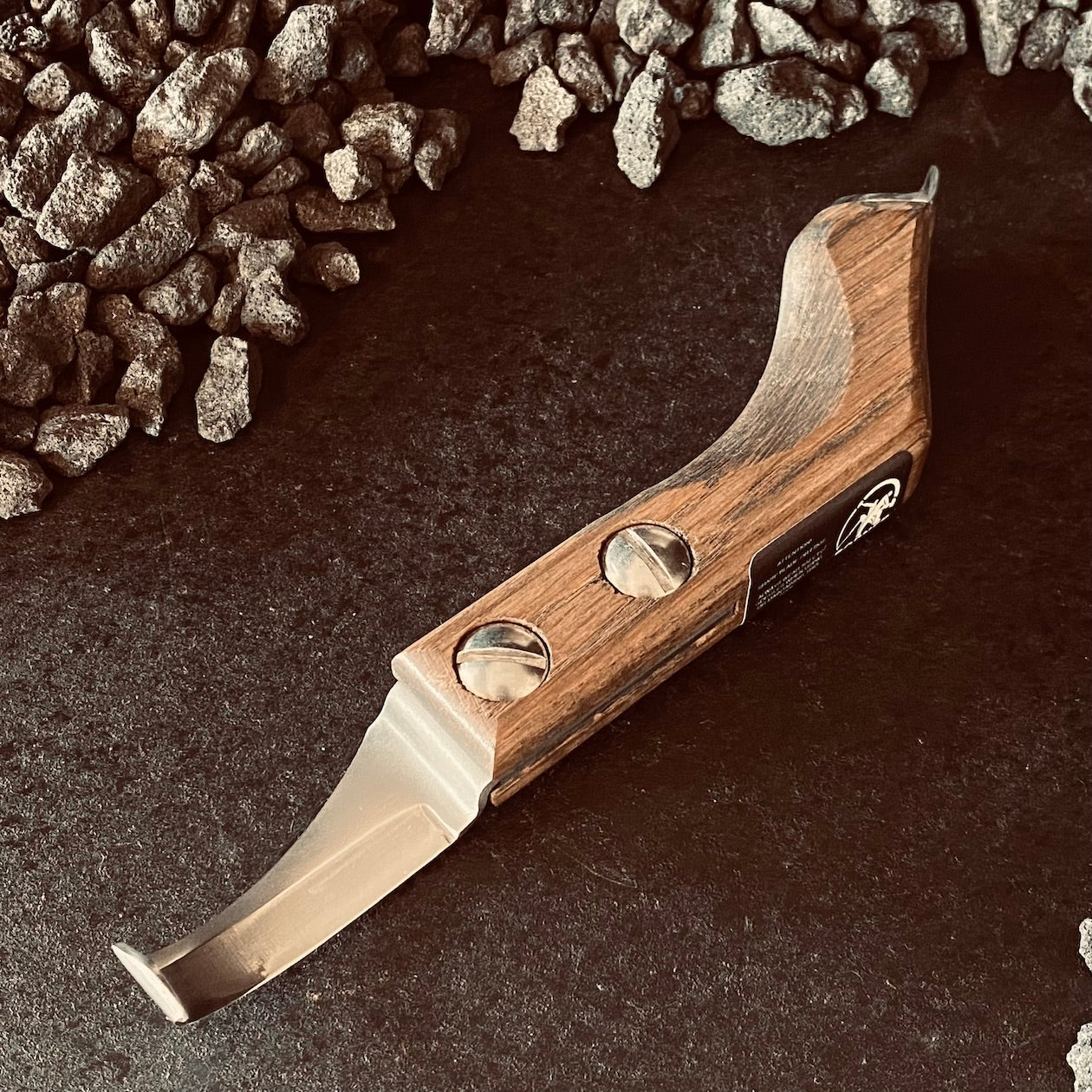 Straight Knife