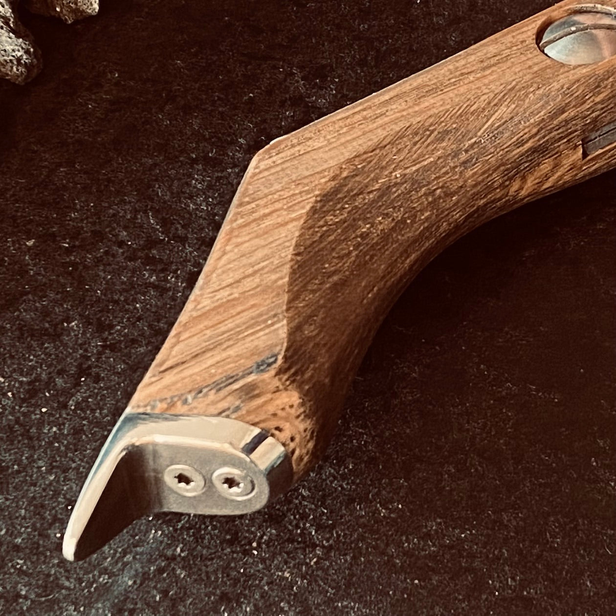 Straight Knife