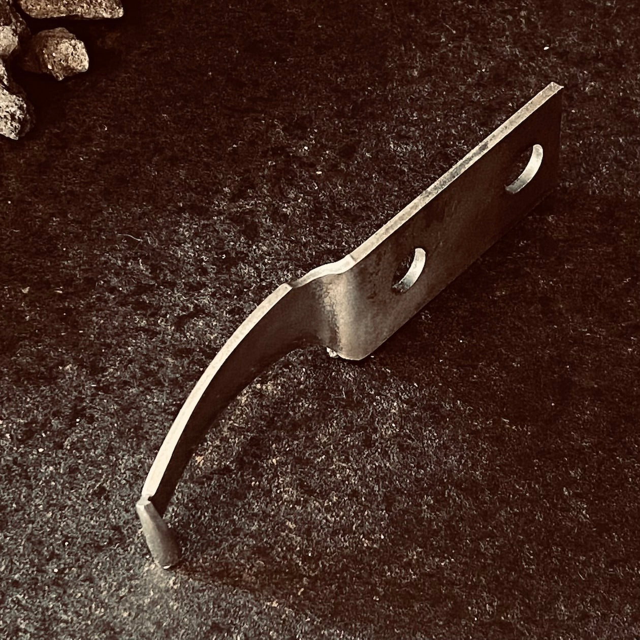 Curvy Nick 2.0 Blade
